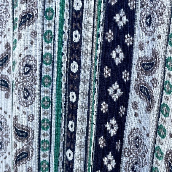 Earthbound Trading Co Woman Maxi Dress Size Small Leg Slits Sleeveless printed - Picture 4 of 7